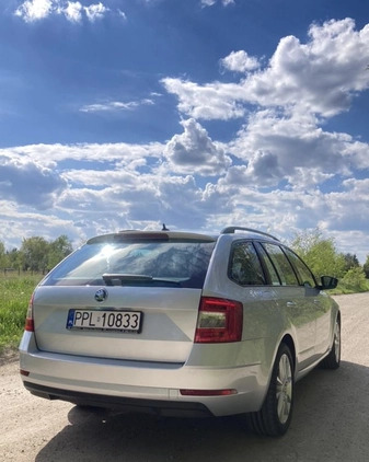 Skoda Octavia cena 43900 przebieg: 227000, rok produkcji 2018 z Jarocin małe 106